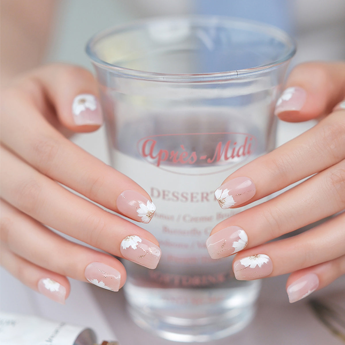 Flower Garden | Handpainting Sakura Handmade Reusable Press-on Nails